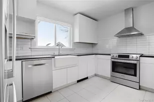 1091 Albany Post Rd, Gardiner, NY 12525 - Photo 9