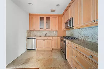 171 Great Neck Road #3H, Great Neck, NY 11021 - Photo 5