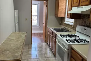 180 N Clinton St, Poughkeepsie, NY 12601 - Photo 3