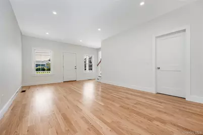 510 Bayport Avenue, Bayport, NY 11705 - Photo 7