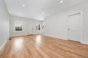 510 Bayport Ave, Bayport, NY 11705 - Photo 7