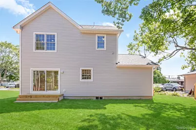 510 Bayport Avenue, Bayport, NY 11705 - Photo 31