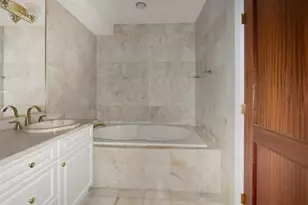 171 Great Neck Rd, Great Neck, NY 11021 - Photo 11