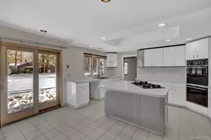 1 Domino Way, Mount Sinai, NY 11766 - Photo 9