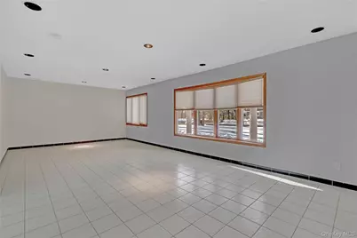 1 Domino Way, Mount Sinai, NY 11766 - Photo 7