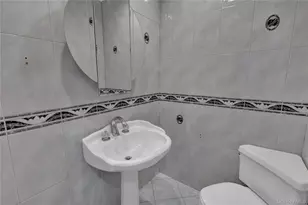 1 Domino Way, Mount Sinai, NY 11766 - Photo 21