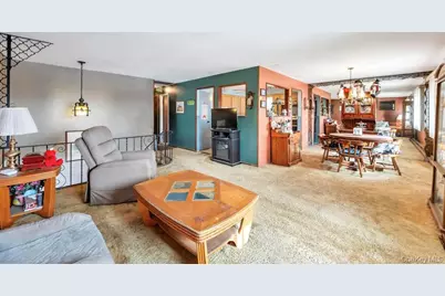 219 Bellerose Avenue, East Northport, NY 11731 - Photo 9