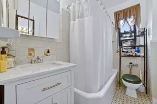 2962 Decatur Ave, Bronx, NY 10458 - Photo 11