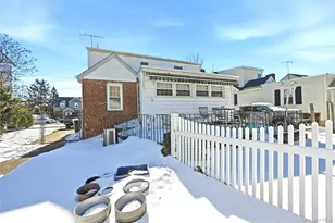 197 Foxhurst Rd, Oceanside, NY 11572 - Photo 25