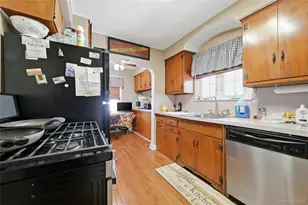 197 Foxhurst Rd, Oceanside, NY 11572 - Photo 13