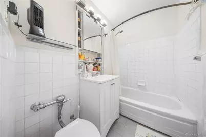 9935 59th Avenue #6C, Corona, NY 11368 - Photo 5