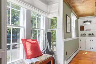 95 E Broadway, Roslyn, NY 11576 - Photo 5