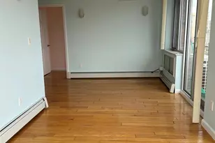 136-21 Latimer Pl, Flushing, NY 11354 - Photo 3