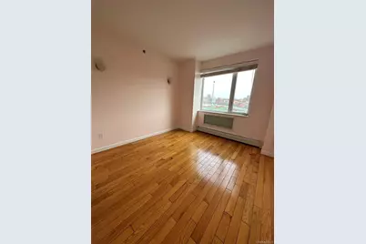 136-21 Latimer Place #4L, Flushing, NY 11354 - Photo 11