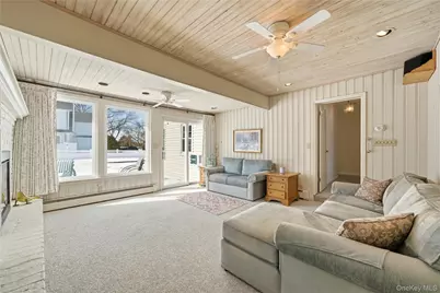 38 Bradish Lane, Bay Shore, NY 11706 - Photo 17