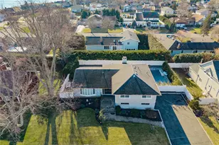 148 Exeter Rd, Massapequa, NY 11758 - Photo 5