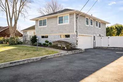 148 Exeter Road, Massapequa, NY 11758 - Photo 3