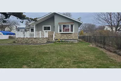 19 Kent Drive, Shirley, NY 11967 - Photo 13