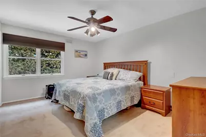 11 Primrose Lane, North Babylon, NY 11703 - Photo 17