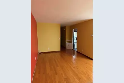 7961 78th Avenue, Glendale, NY 11385 - Photo 3