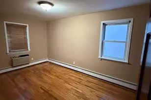 79-61 78th Ave, Glendale, NY 11385 - Photo 9