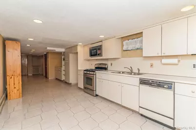 77 Lucille Avenue, Elmont, NY 11003 - Photo 35