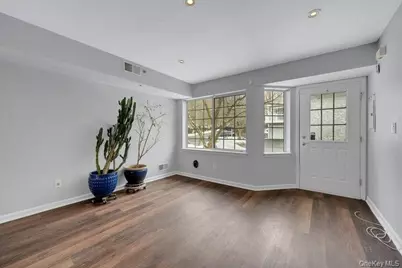 202 Park Ridge Lane, White Plains, NY 10603 - Photo 7