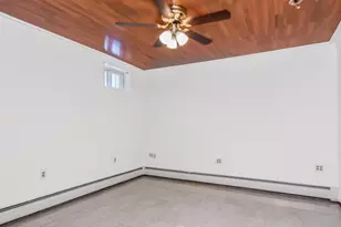 21-62 24th St, Astoria, NY 11105 - Photo 37