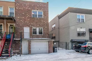 21-62 24th St, Astoria, NY 11105 - Photo 15