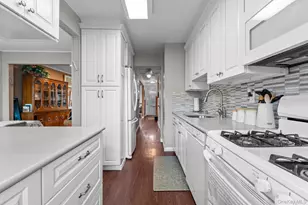 3530 Long Beach Rd, Oceanside, NY 11572 - Photo 5