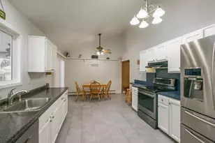 8 Shelley Ct, Middle Island, NY 11953 - Photo 11