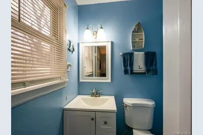 8 Shelley Court, Middle Island, NY 11953 - Photo 15