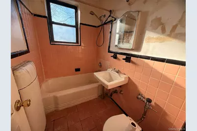 47-22 215th Place #3D, Bayside, NY 11361 - Photo 7