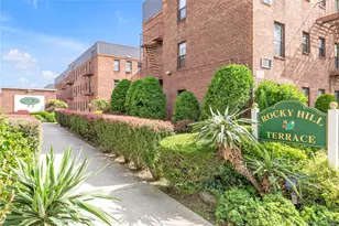 47-22 215th Pl, Bayside, NY 11361 - Photo 9