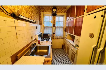 4306 56th Street #2 Family, Woodside, NY 11377 - Photo 19