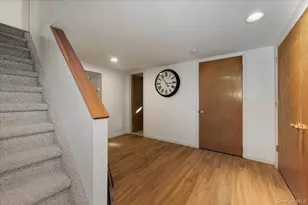 10 Darnley Pl, Huntington Station, NY 11746 - Photo 17