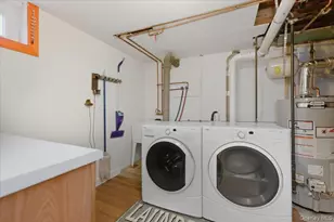 10 Darnley Pl, Huntington Station, NY 11746 - Photo 19