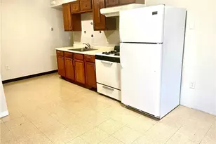 58 Cottage St, Middletown, NY 10940 - Photo 3