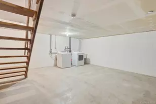 223 Vineyard Ave, Highland, NY 12528 - Photo 19