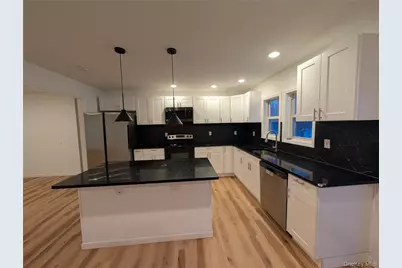 1407 State Route 208, Wallkill, NY 12589 - Photo 9