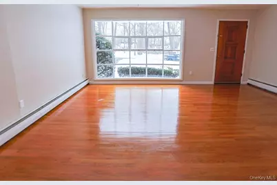 8 Wood Terrace, Newburgh, NY 12550 - Photo 11