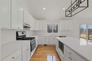 107 Robinson Ln, Wappingers Falls, NY 12590 - Photo 7