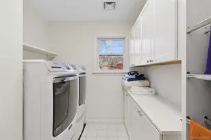 9 Debras Way, Wainscott, NY 11975 - Photo 19