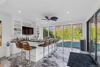 9 Debras Way, Wainscott, NY 11975 - Photo 11