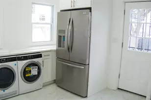 110-24 207th St, Queens Village, NY 11429 - Photo 5