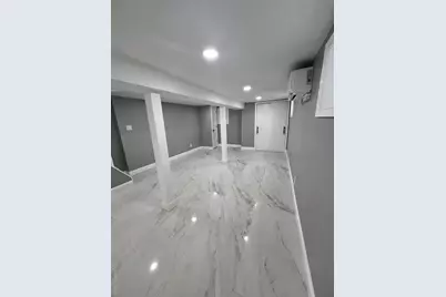 11024 207th Street, Queens Village, NY 11429 - Photo 21