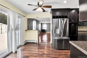 11 Onyx N Dr, Stony Brook, NY 11790 - Photo 7