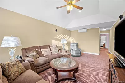 449 Mineola Boulevard, Williston Park, NY 11596 - Photo 13