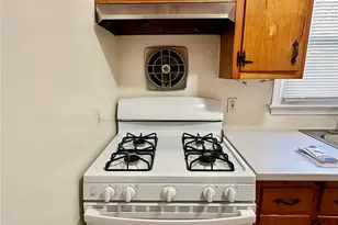 174 Orange Ave, Suffern, NY 10901 - Photo 13