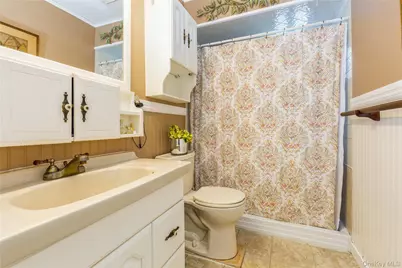 51 Forest Avenue, West Babylon, NY 11704 - Photo 11